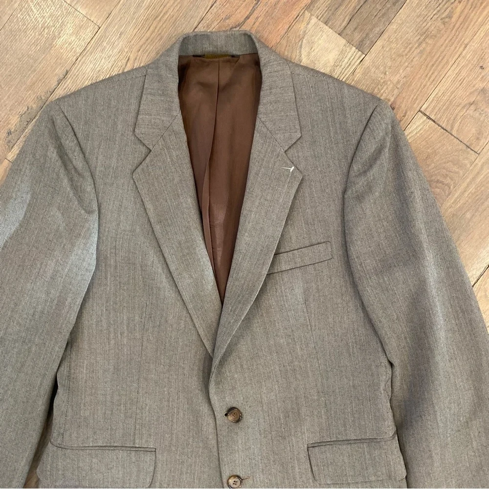 Pierre Balmain Mens Herringbone Paris Luxury Blazer Brown Sports Coat Si…